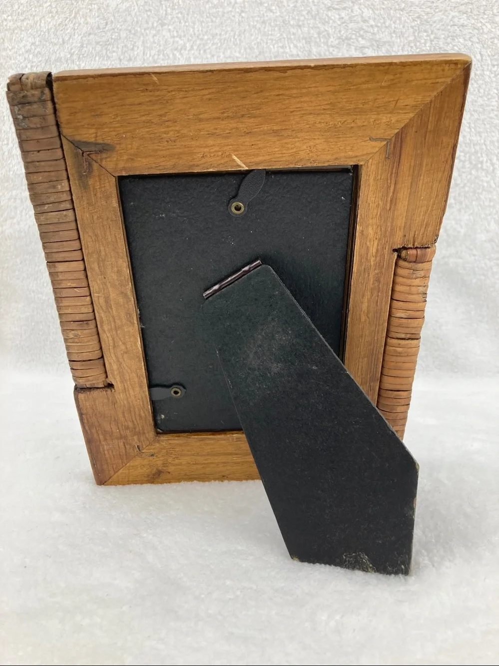 Vintage Farmhouse Rustic Wood & Raffia Picture Frame 8” x 6.5”, 3” x 5” photo